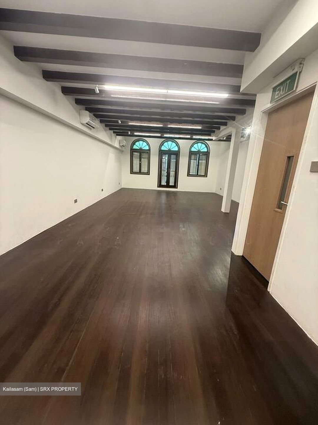 Stanley Street (D1), Office #567472911